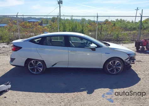 2018 Honda Clarity Plug-In Hybrid z USA, uszkodzony, nr VIN JHMZC5F1XJC006480